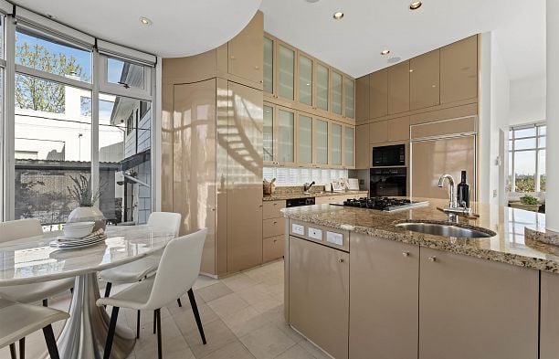 3043 Alma Street Point Grey