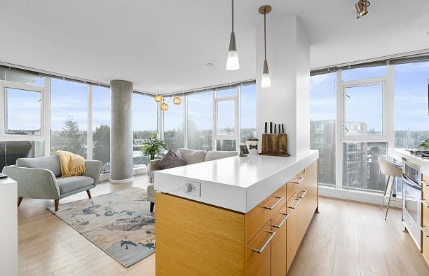 709 2770 Sophia Street Mount Pleasant VE