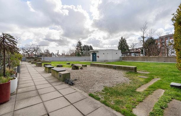 709 2770 Sophia Street Mount Pleasant VE