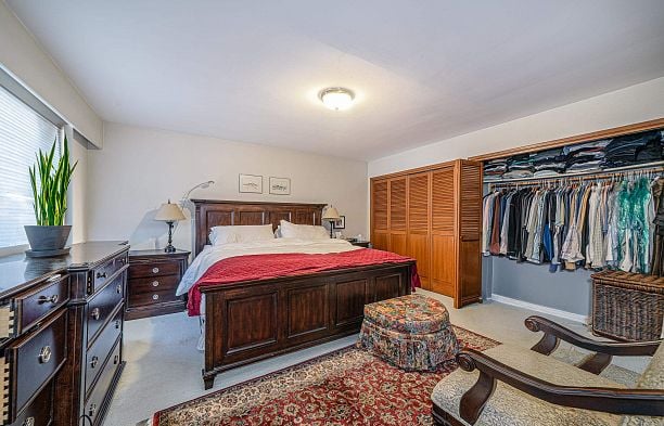 2244 W 32nd Avenue Quilchena