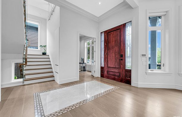 2328 Mcbain Avenue Quilchena