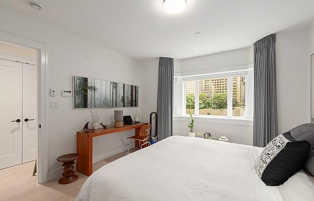 3861 Willow Street Cambie
