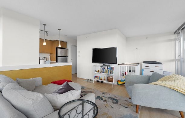 709 2770 Sophia Street Mount Pleasant VE