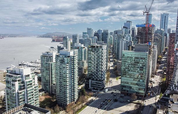 1705 620 Cardero Street Coal Harbour