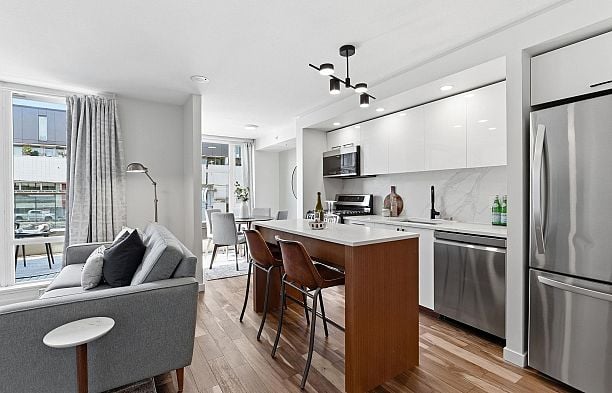 312 328 E 11th Avenue Mount Pleasant VE