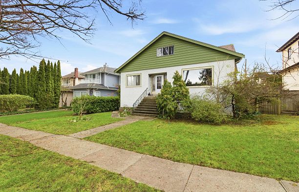 3346 W 21st Avenue Dunbar