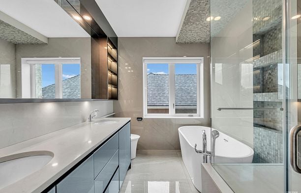 2328 Mcbain Avenue Quilchena