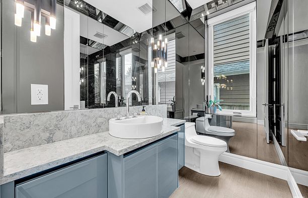 2328 Mcbain Avenue Quilchena