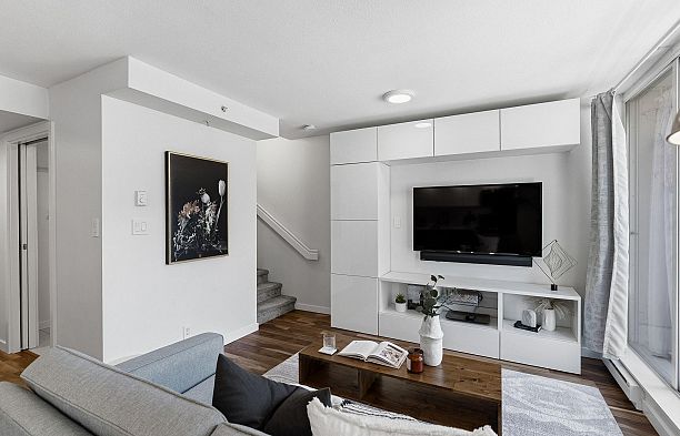 312 328 E 11th Avenue Mount Pleasant VE