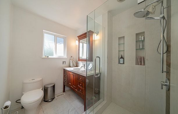 2244 W 32nd Avenue Quilchena