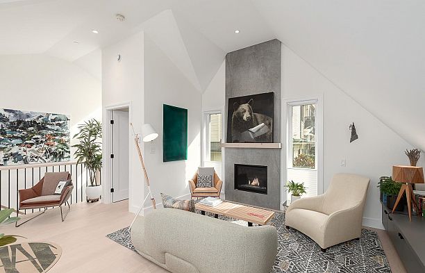 3861 Willow Street Cambie