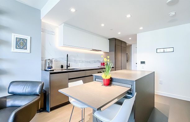 1705 620 Cardero Street Coal Harbour