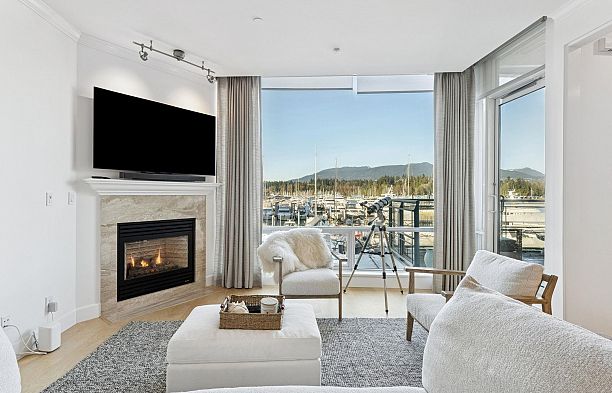 103 323 Jervis Street Coal Harbour