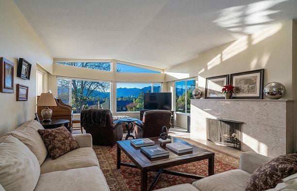 2244 W 32nd Avenue Quilchena