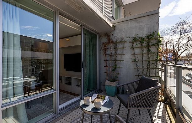 312 328 E 11th Avenue Mount Pleasant VE