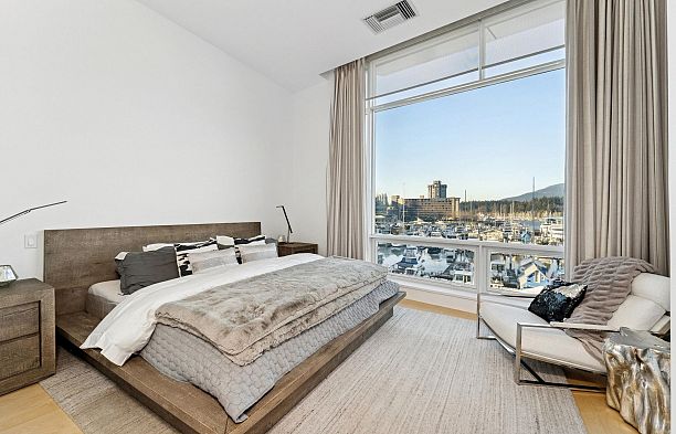 103 323 Jervis Street Coal Harbour