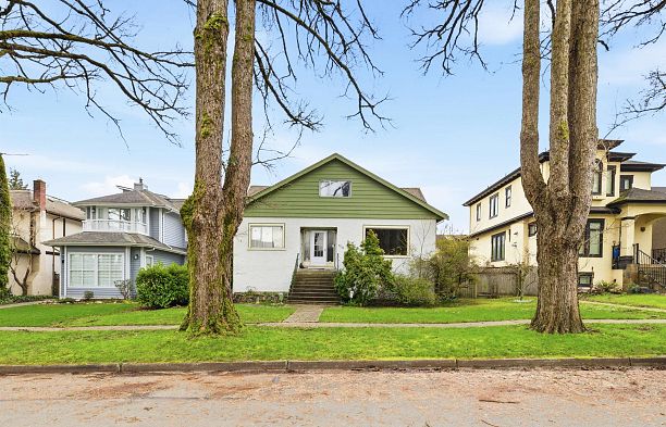 3348 W 21st Avenue Dunbar