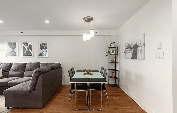 14 1350 W 6th Avenue Fairview VW