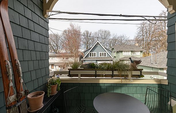 3861 Willow Street Cambie