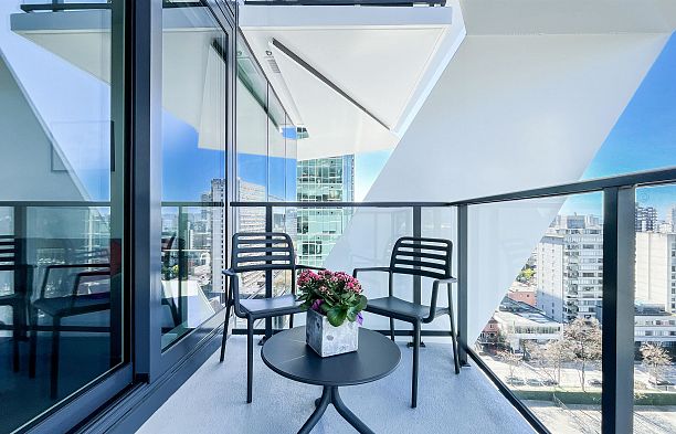 1705 620 Cardero Street Coal Harbour