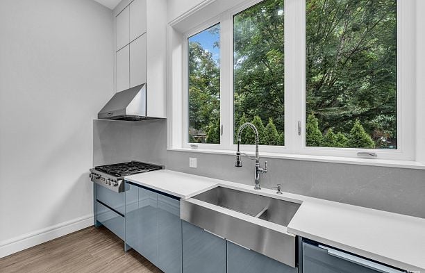 2328 Mcbain Avenue Quilchena