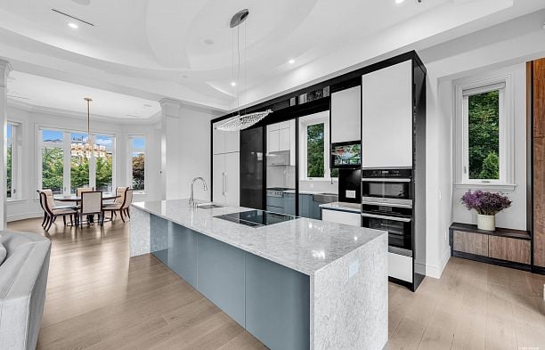 2328 Mcbain Avenue Quilchena