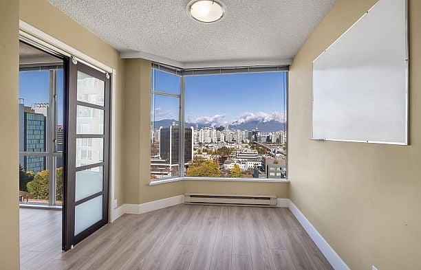 1302 2668 Ash Street Fairview VW