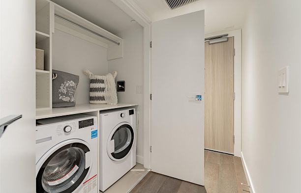 2209 1111 Richards Street Downtown VW