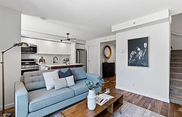 312 328 E 11th Avenue Mount Pleasant VE