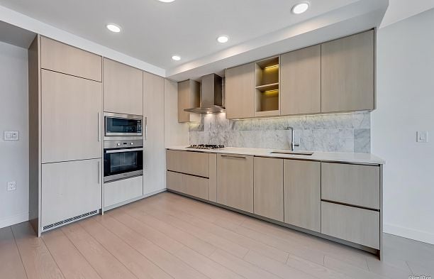 2602 455 SW Marine Drive Marpole