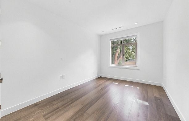 3412 W 43rd Avenue Southlands