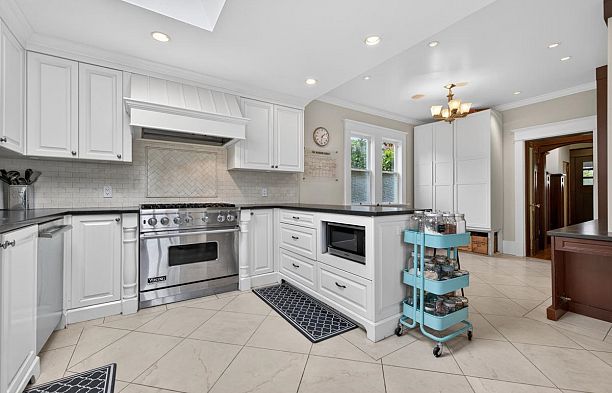 4195 W 15th Avenue Point Grey