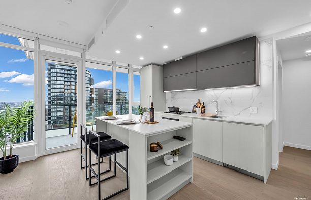 705 8415 Granville Street S.W. Marine