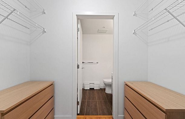 317 289 E 6th Avenue Mount Pleasant VE