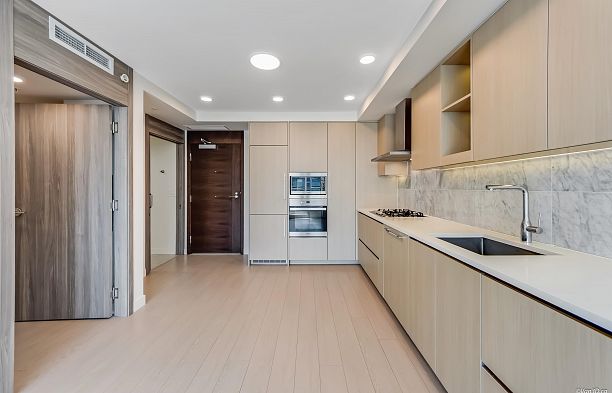 2602 455 SW Marine Drive Marpole