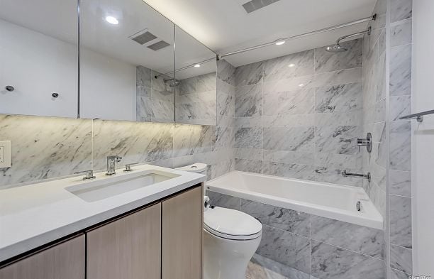 2602 455 SW Marine Drive Marpole