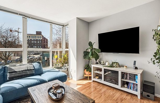 219 288 E 8th Avenue Mount Pleasant VE