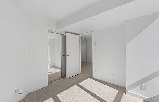 1007 588 Broughton Street Coal Harbour