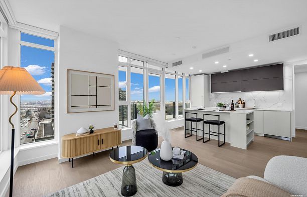 705 8415 Granville Street S.W. Marine