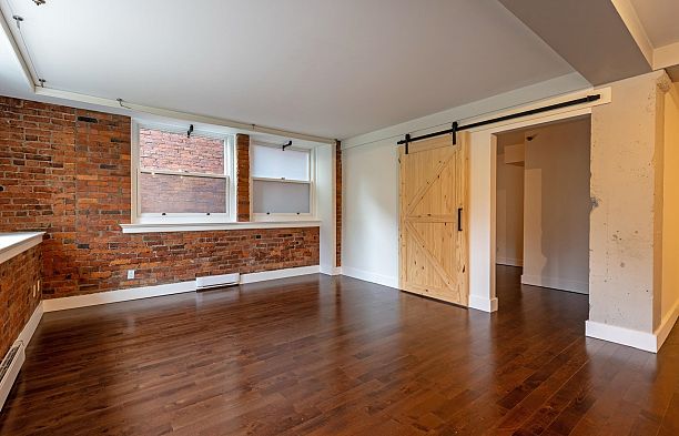 205 233 Abbott Street Downtown VW