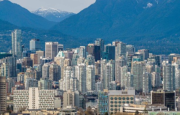 3832 Heather Street Cambie