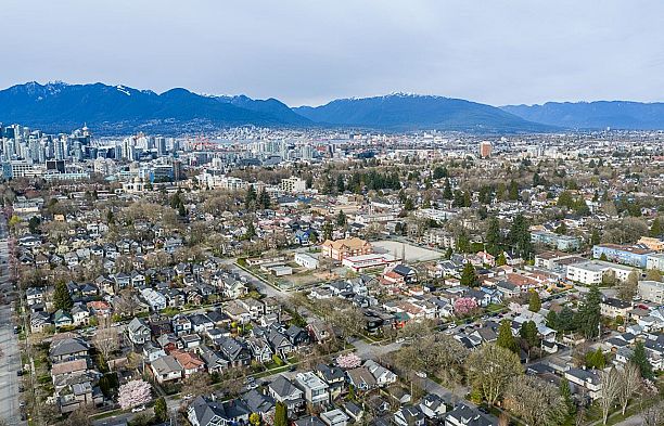 3832 Heather Street Cambie