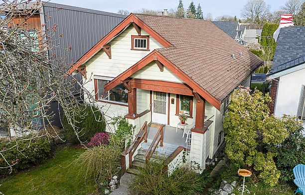 3832 Heather Street Cambie