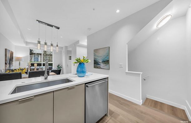 8576 Osler Street Marpole