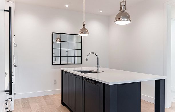 3530 W 43rd Avenue Southlands