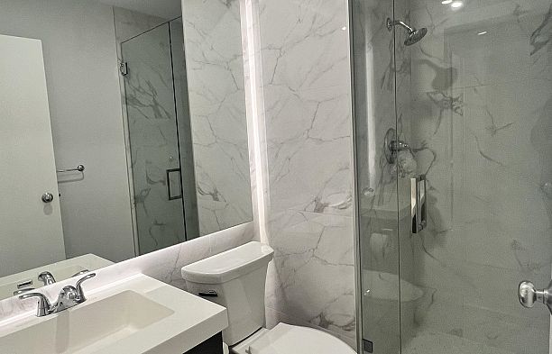 607 989 Nelson Street Downtown VW