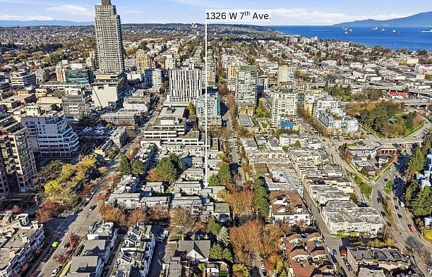 1326 W 7th Avenue Fairview VW