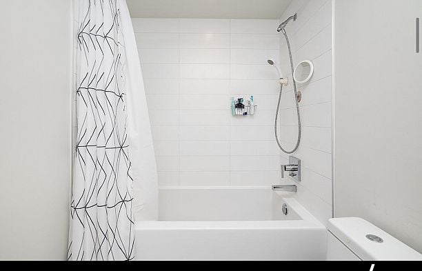 8562 Osler Street Marpole