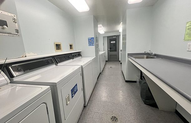 607 989 Nelson Street Downtown VW