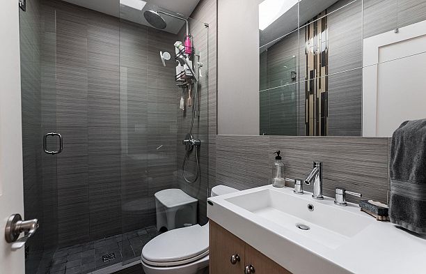 5655 Ontario Street Cambie